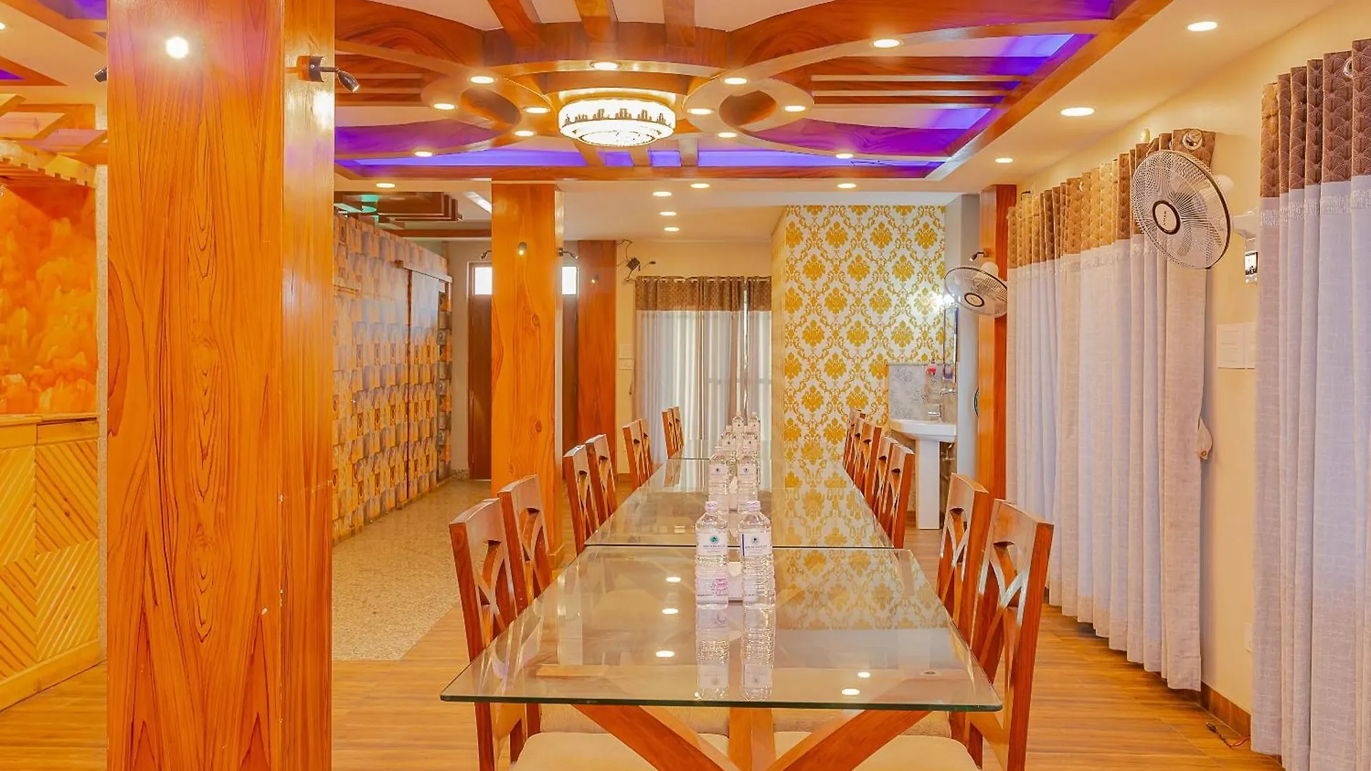 Oyo 799 Hotel Tik Tok Pvt Ltd. Катманду
